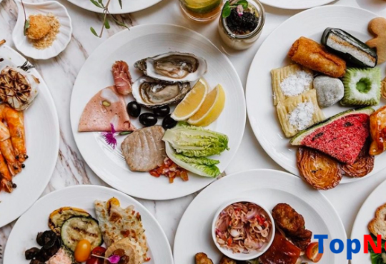 The Best Seafood Brunch Spots for an Oceanic Morning Feast